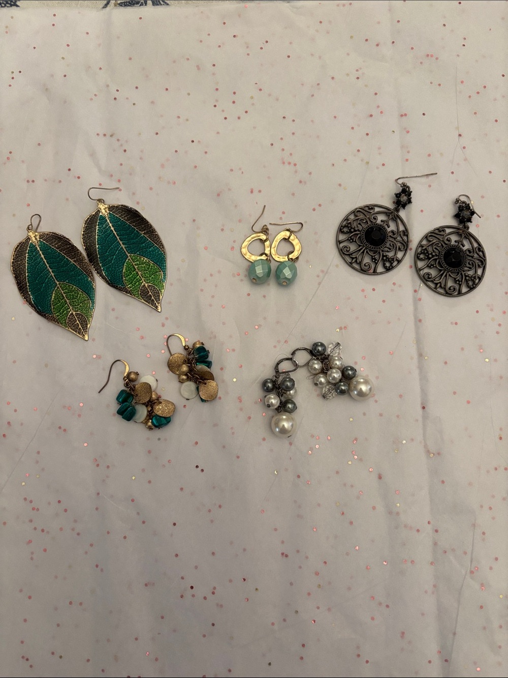 Assortment of women’s earrings 5 pair .